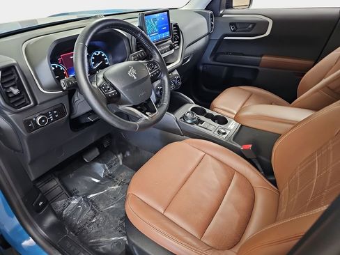 Used 2023 Ford Bronco Sport Heritage Limited image 18