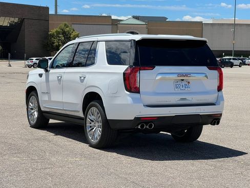 Used 2023 GMC Yukon Denali AWD/4WD image 10