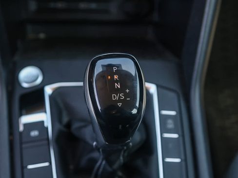 Used 2022 Volkswagen Taos S w/ IQ Drive S Package image 20