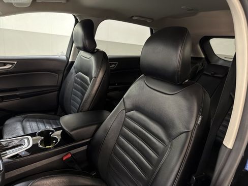 Used 2018 Ford Edge SEL w/ Equipment Group 201A AWD/4WD image 13