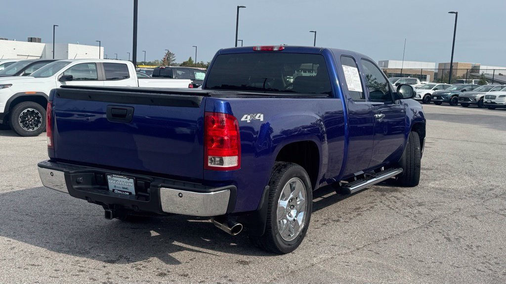 Used 2010 GMC Sierra 1500 SLT AWD/4WD image 2