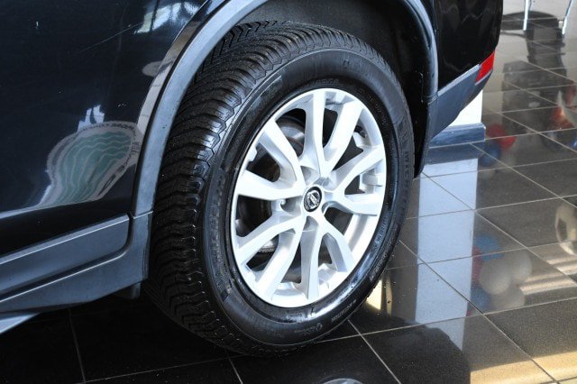 Used 2019 Nissan Rogue SV AWD/4WD image 38