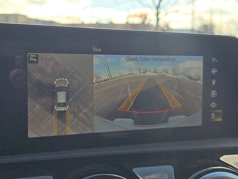 Used 2022 Mercedes-Benz CLA 35 AMG 4MATIC image 27