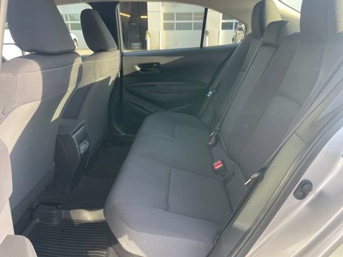 Used 2025 Toyota Corolla LE FWD image 28