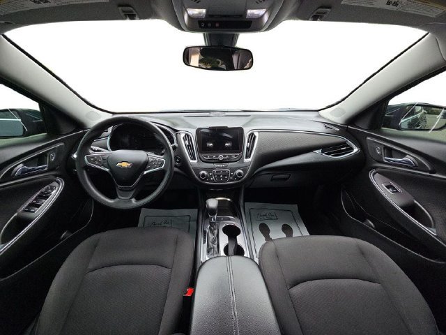 Used 2021 Chevrolet Malibu LT FWD image 12