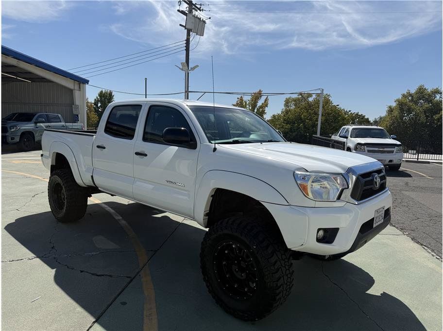 Used 2012 Toyota Tacoma 4x4 Double Cab image 4