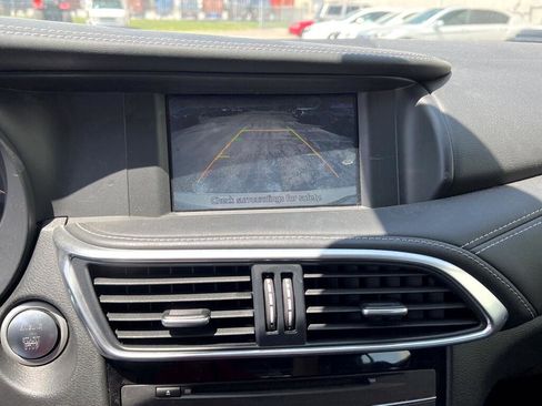 Used 2018 INFINITI QX30 Premium w/ Cargo Package image 9