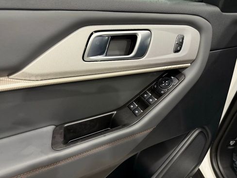 New 2026 Ford Explorer Active image 15