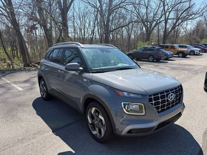 Used 2021 Hyundai Venue SEL w/ Cargo Package