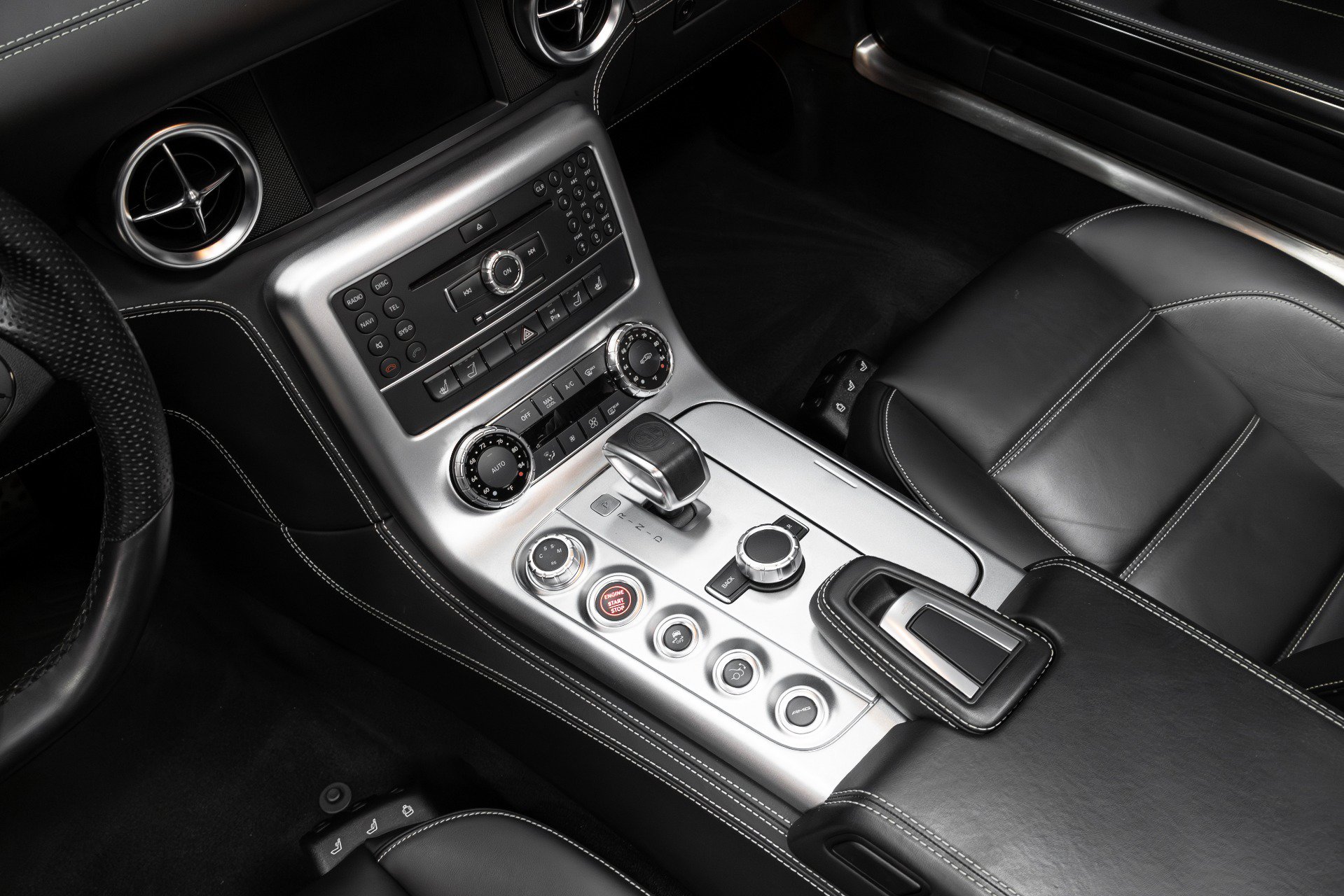 Used 2012 Mercedes-Benz SLS AMG Roadster image 52