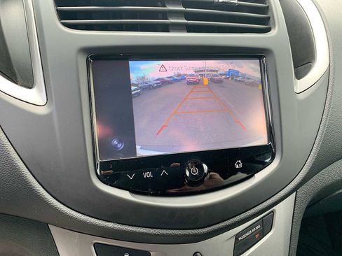 Used 2016 Chevrolet Trax LT image 14