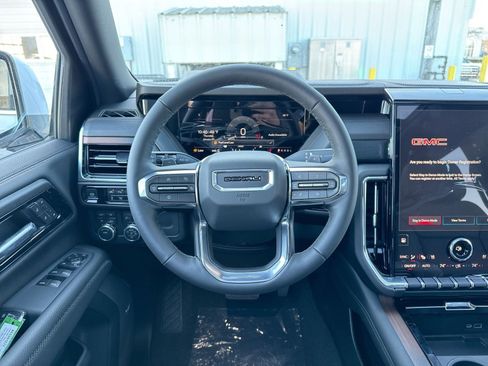 New 2026 GMC Yukon Denali w/ Sun & Power Step Package image 16