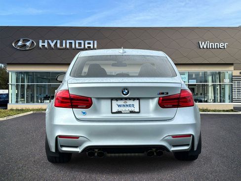 Used 2018 BMW M3 RWD image 3