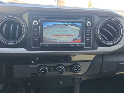 Used 2017 Toyota Tacoma SR5 w/ Tow Package image 17