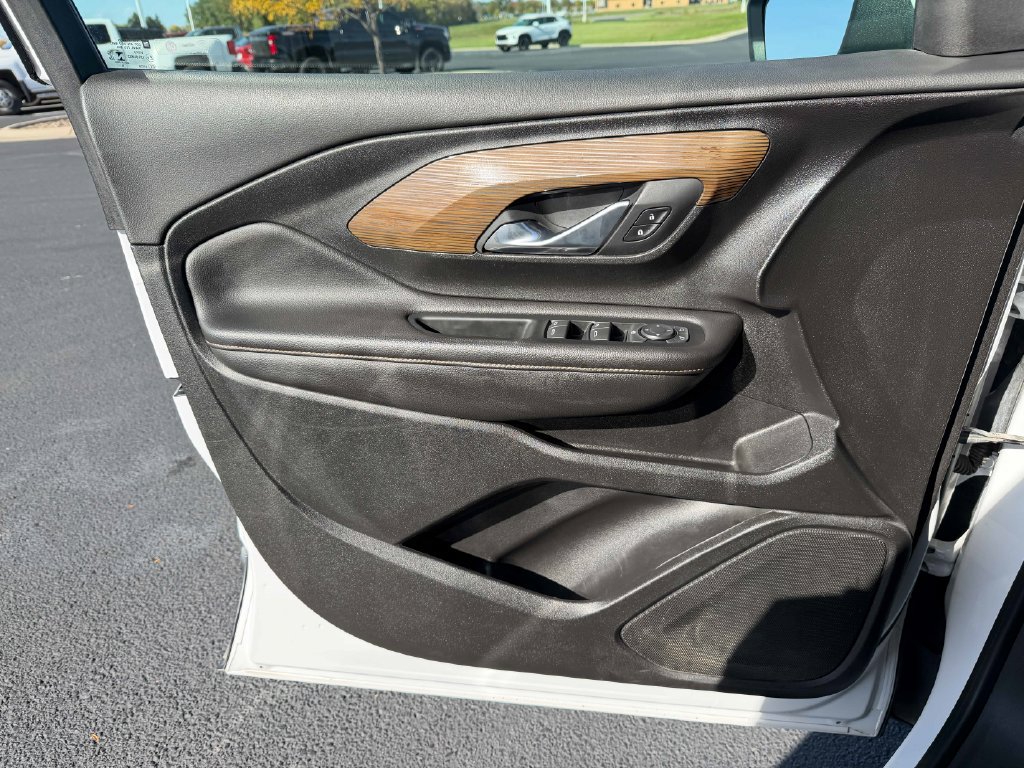 Used 2019 GMC Terrain SLE w/ Driver Convenience Package AWD/4WD image 26