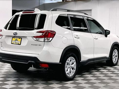 Used 2021 Subaru Forester AWD/4WD image 14