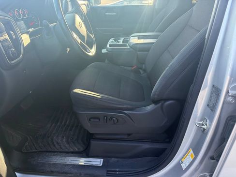 Used 2019 Chevrolet Silverado 1500 LT w/ Texas Edition AWD/4WD image 12