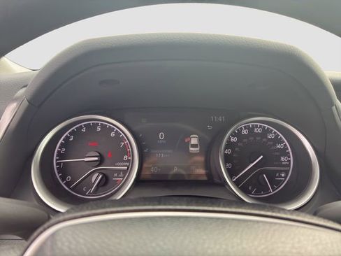 Used 2024 Toyota Camry LE image 6