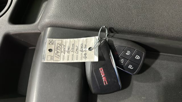 Used 2024 GMC Sierra 2500 SLE w/ SLE Convenience Package AWD/4WD image 39