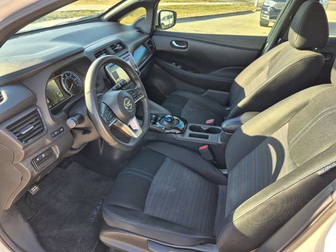 Used 2019 Nissan Leaf SV image 12