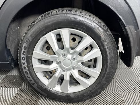 Used 2023 Nissan Kicks S image 36