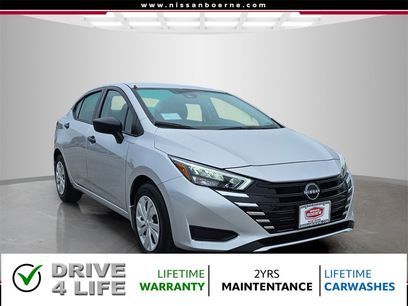 New 2025 Nissan Versa S w/ Trunk Package