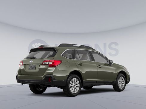 Used 2019 Subaru Outback 2.5i Touring image 4