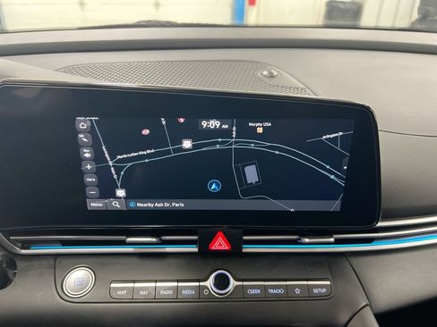 Used 2024 Hyundai Elantra SEL FWD image 15