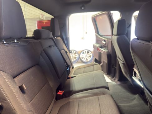 Used 2022 GMC Sierra 1500 Elevation w/ Driver Alert Package I image 24