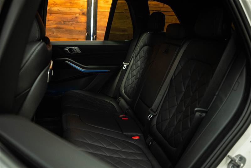 Used 2024 BMW X5 sDrive40i RWD image 11