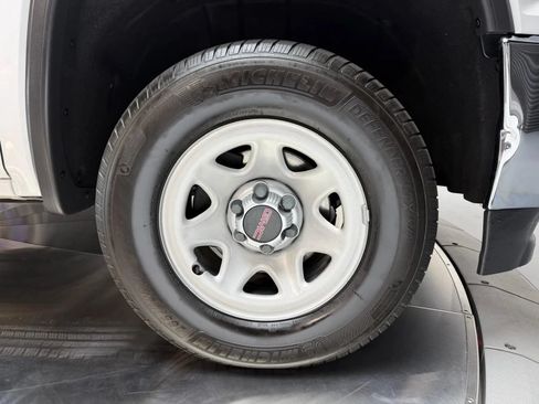 Used 2017 GMC Sierra 1500 2WD Regular Cab image 7