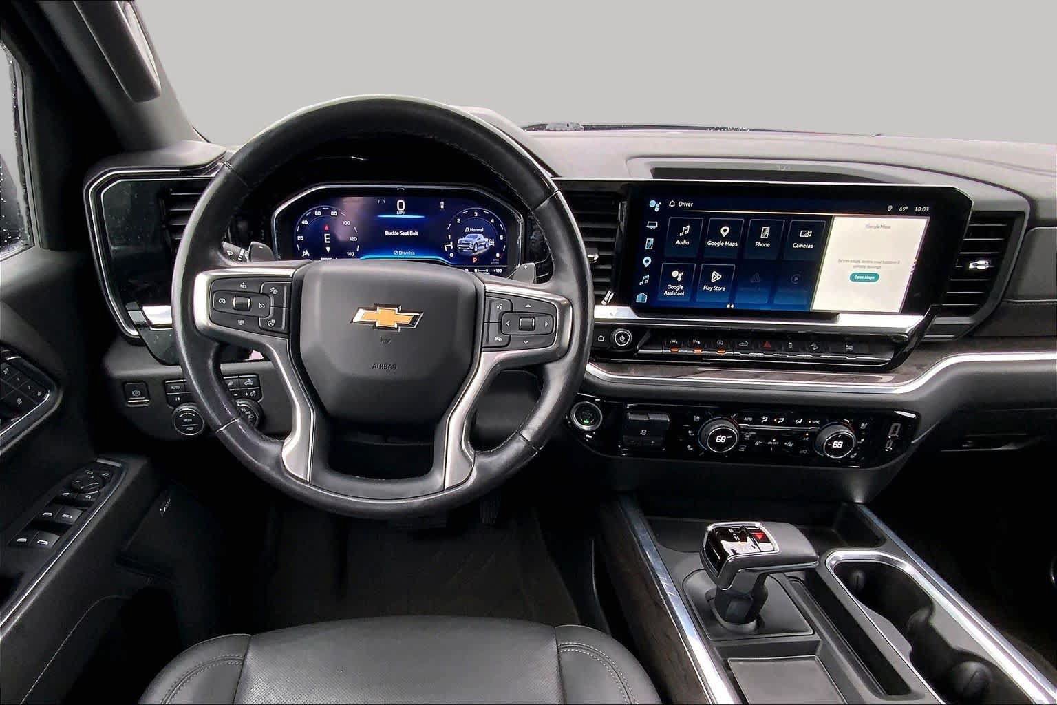 Used 2022 Chevrolet Silverado 1500 LTZ w/ Z71 Off-Road Package AWD/4WD image 6