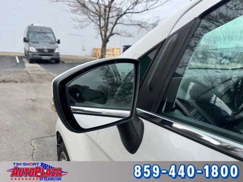 Used 2019 Ford EcoSport Titanium FWD image 14