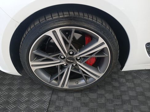 Used 2024 Genesis G70 3.3T Advanced RWD image 23
