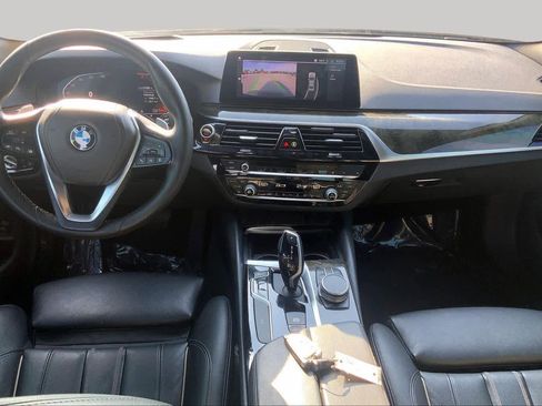 Used 2020 BMW 540i w/ Premium Package RWD image 15
