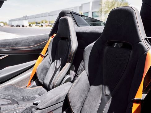 Used 2025 McLaren 750S Spider RWD image 45