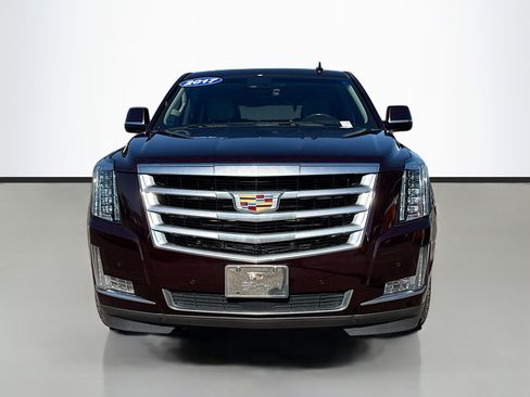 Used 2017 Cadillac Escalade Premium Luxury image 8