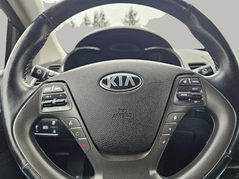 Used 2016 Kia Forte Koup EX w/ EX Premium Package image 4