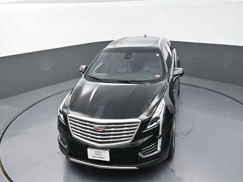 Used 2017 Cadillac XT5 Platinum image 10