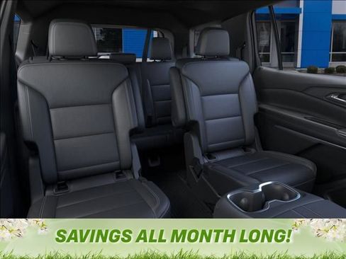New 2026 Chevrolet Traverse LT w/ Sun and Wheel Package AWD/4WD image 17