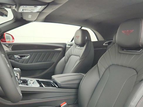Used 2024 Bentley Continental GT V8 image 10