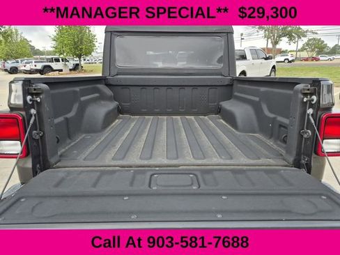 Used 2021 Jeep Gladiator Sport AWD/4WD image 9