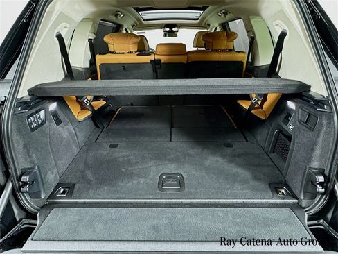 Used 2024 BMW X7 xDrive40i image 28