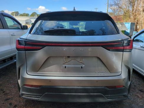 Used 2025 Lexus NX 350h AWD w/ Cold Area Package image 7