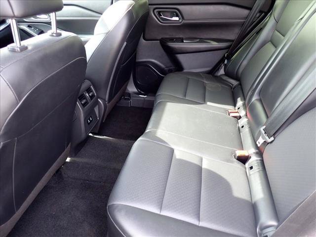 Used 2024 Nissan Rogue SV w/ SV Premium Package FWD image 10