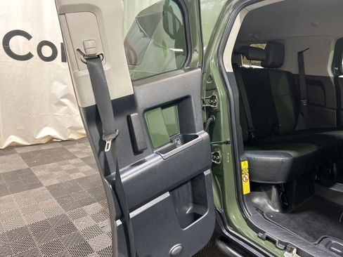 Used 2011 Toyota FJ Cruiser 4WD w/ Trail Teams Special Edition image 15