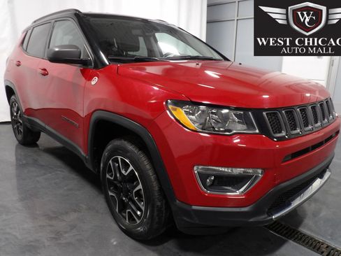 Used 2020 Jeep Compass Trailhawk AWD/4WD image 1