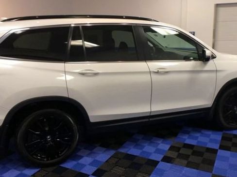 Used 2022 Honda Pilot Touring image 9
