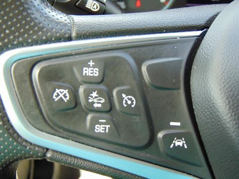 Used 2023 Chevrolet Malibu LT FWD image 30