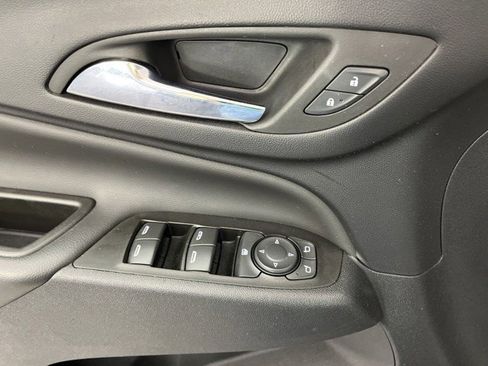 Used 2022 Chevrolet Equinox LT AWD/4WD image 28